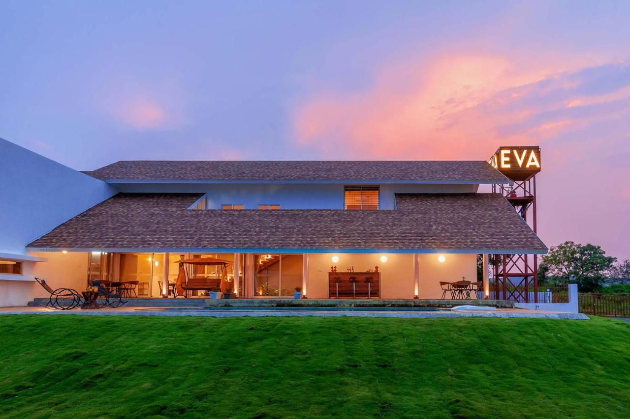 Villa Stayvista's Eva - Lakeside Luxury With Modern Decor, Pool & Expansive Lawn - Near Sula