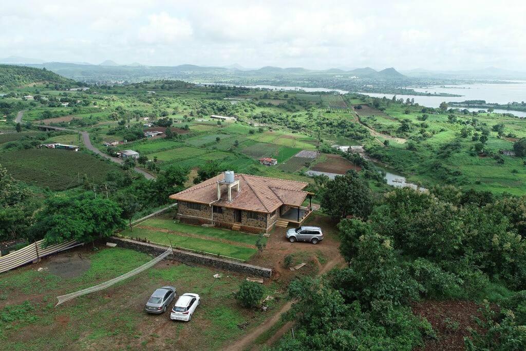 Villa Eze Nof - A Hilltop With 360º Water View Nashik