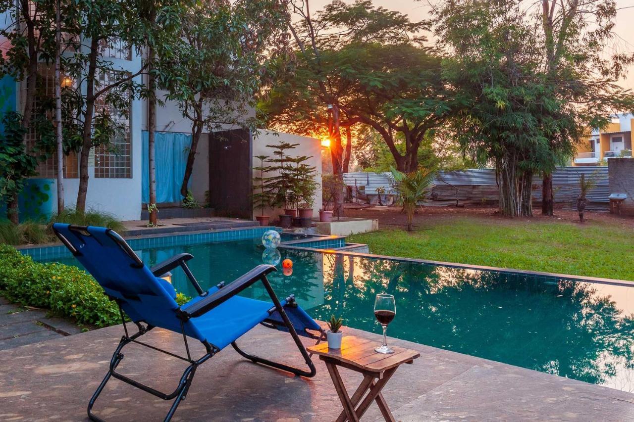 Villa Morning Dew Retreat: Stayvista's Modern Oasis With Pool And Indoor Games Nashik