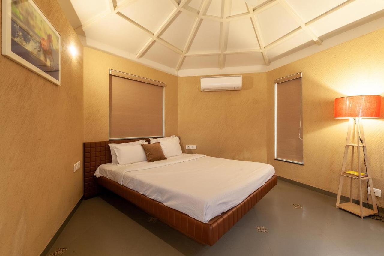 Morning Dew Retreat: Stayvista's Modern Oasis With Pool And Indoor Games Nashik