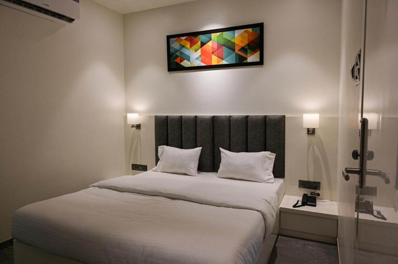 Hotel My Residency *