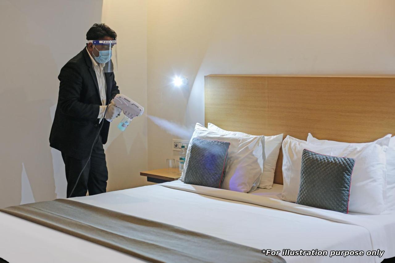 Townhouse Oak Hotel Rama