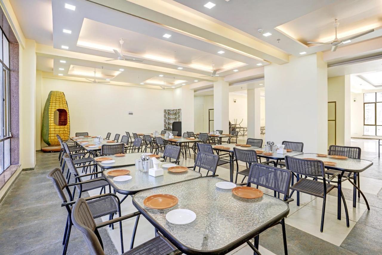 Townhouse Oak Hotel Rama 4* Nashik