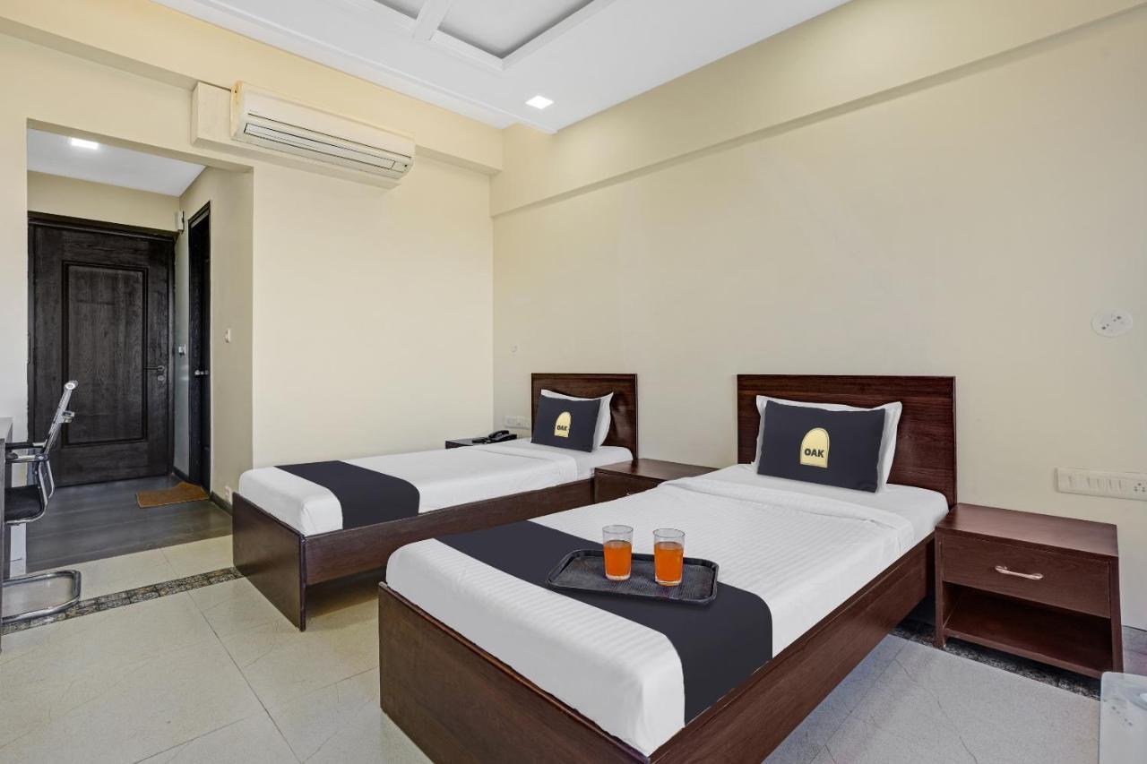 Hotel Townhouse Oak Hotel Rama 4*