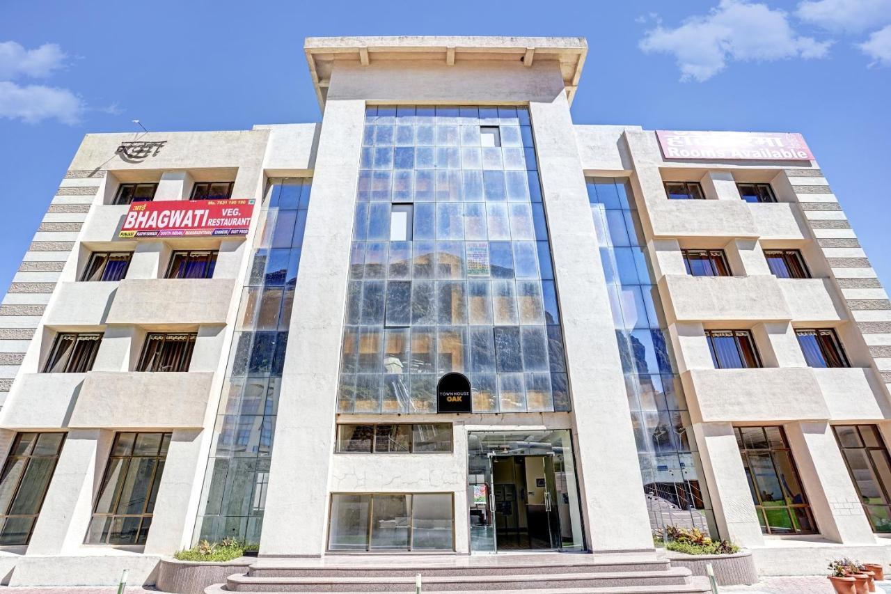 Townhouse Oak Hotel Rama Hotel Nashik