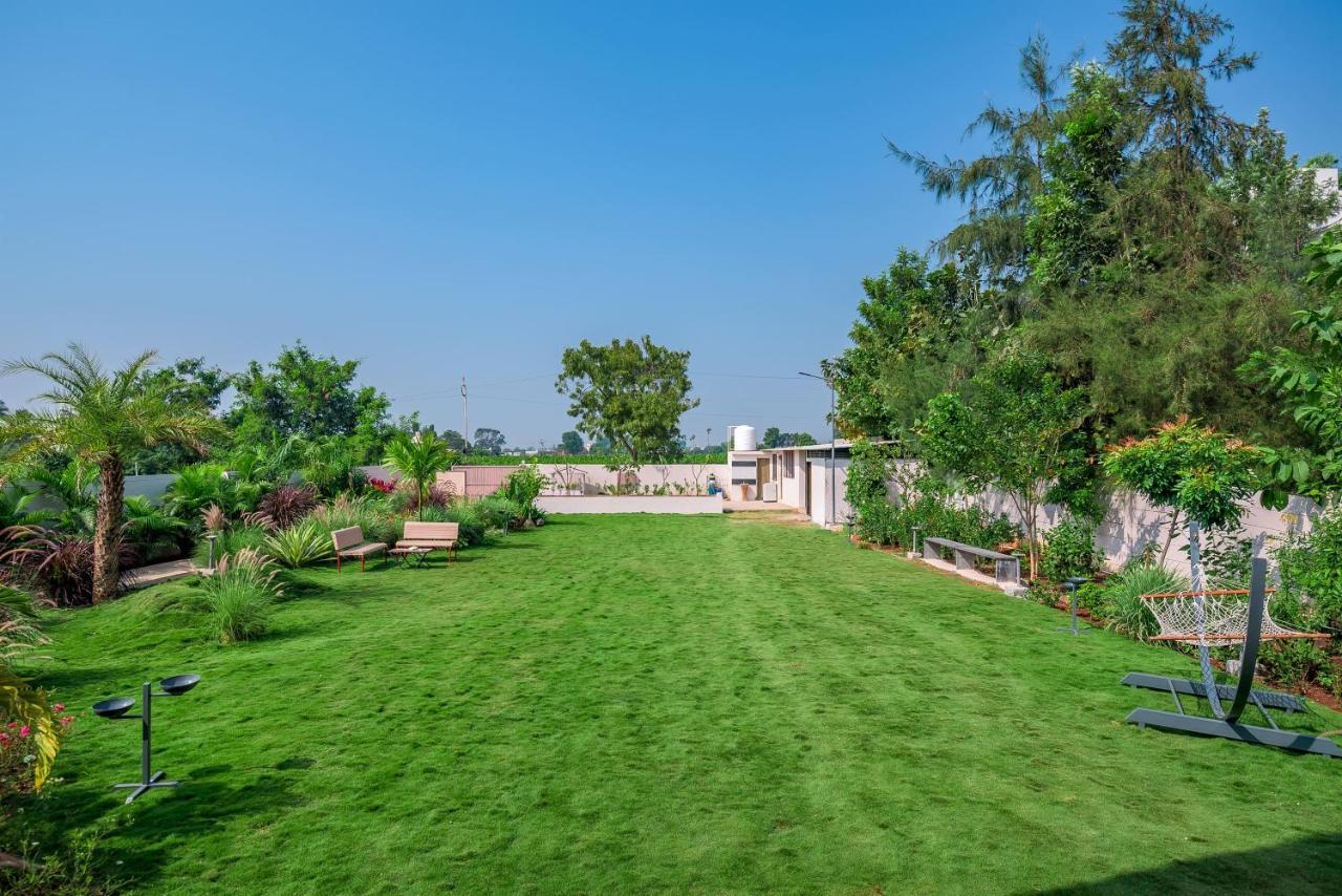 Saffronstays Eden, - Pet-friendly With Pool, Jacuzzi & Grape Farm