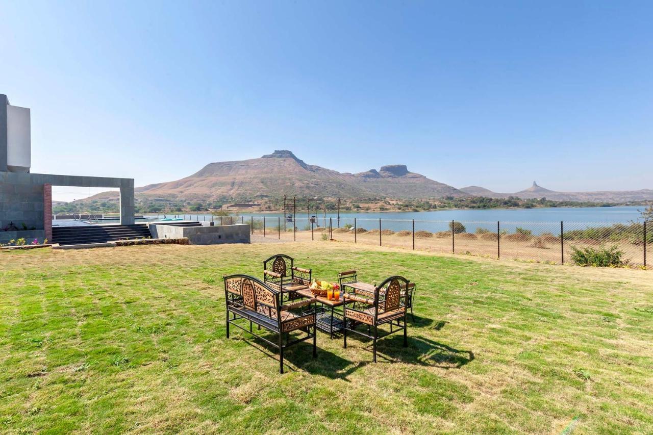 Villa Stayvista's Bellisimo Panorama: Lakeside Retreat With Infinity Pool Nashik