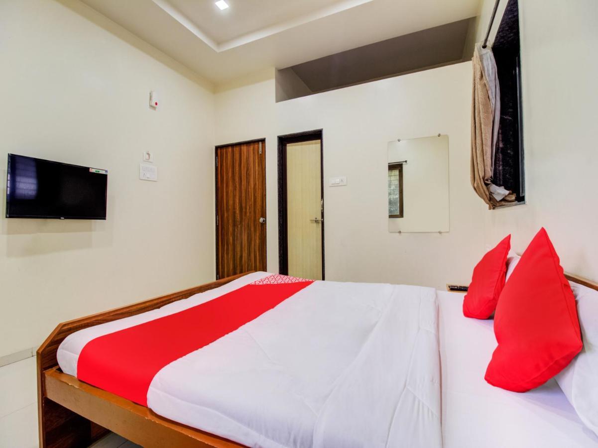 Oyo 75257 Panchami Hotel