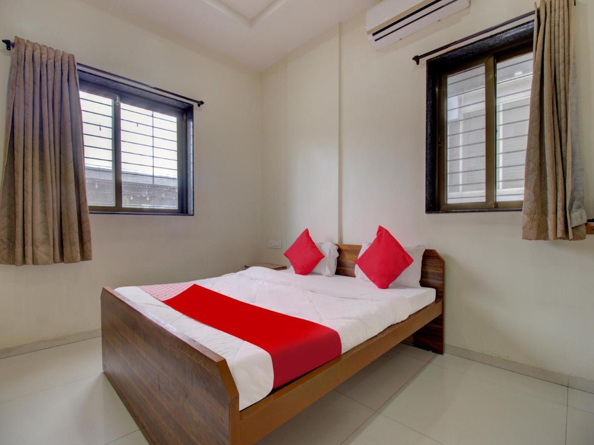 Oyo 75257 Panchami Hotel Nashik