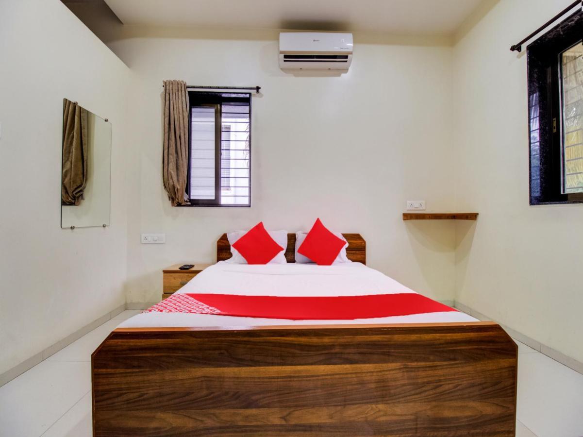 Hotel Oyo 75257 Panchami Nashik