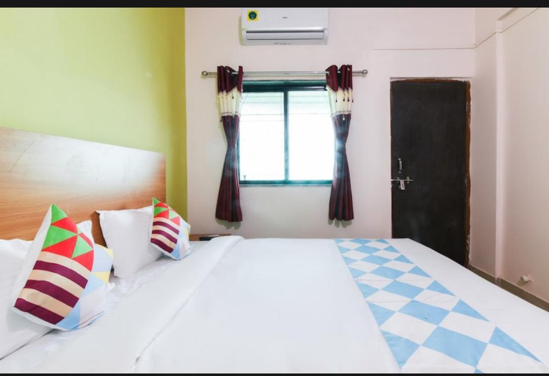 Ambient Stay, In Guest house Nashik