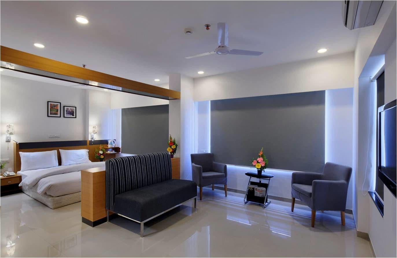 Hotel Hi 5 & Experience Nashik