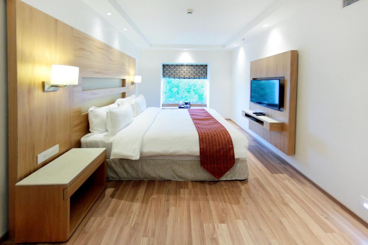 The Emerald Park 3* Nashik