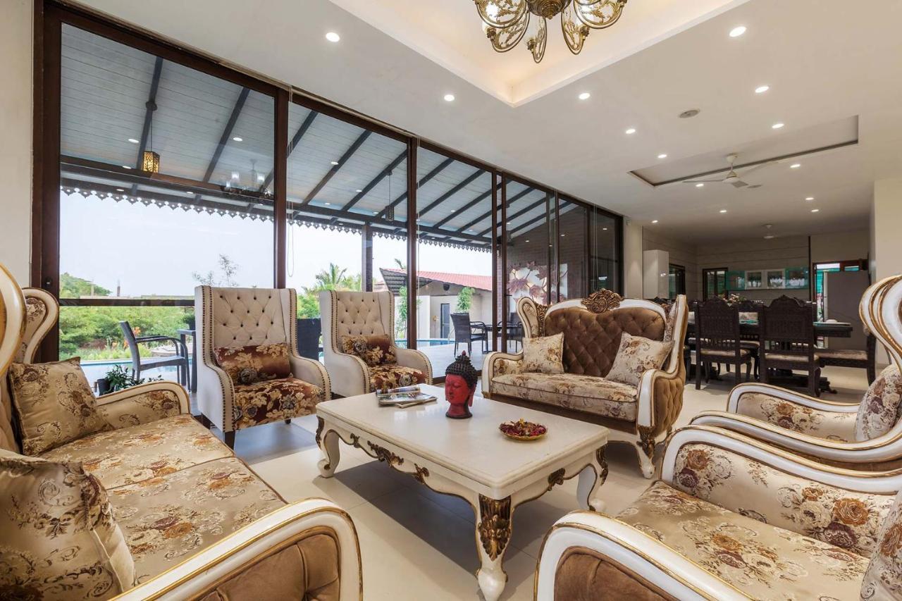 Casa Del By Stayvista - Orchards Oasis With A Pool, Spacious Lawn, Terrace & Indoor Games Villa *