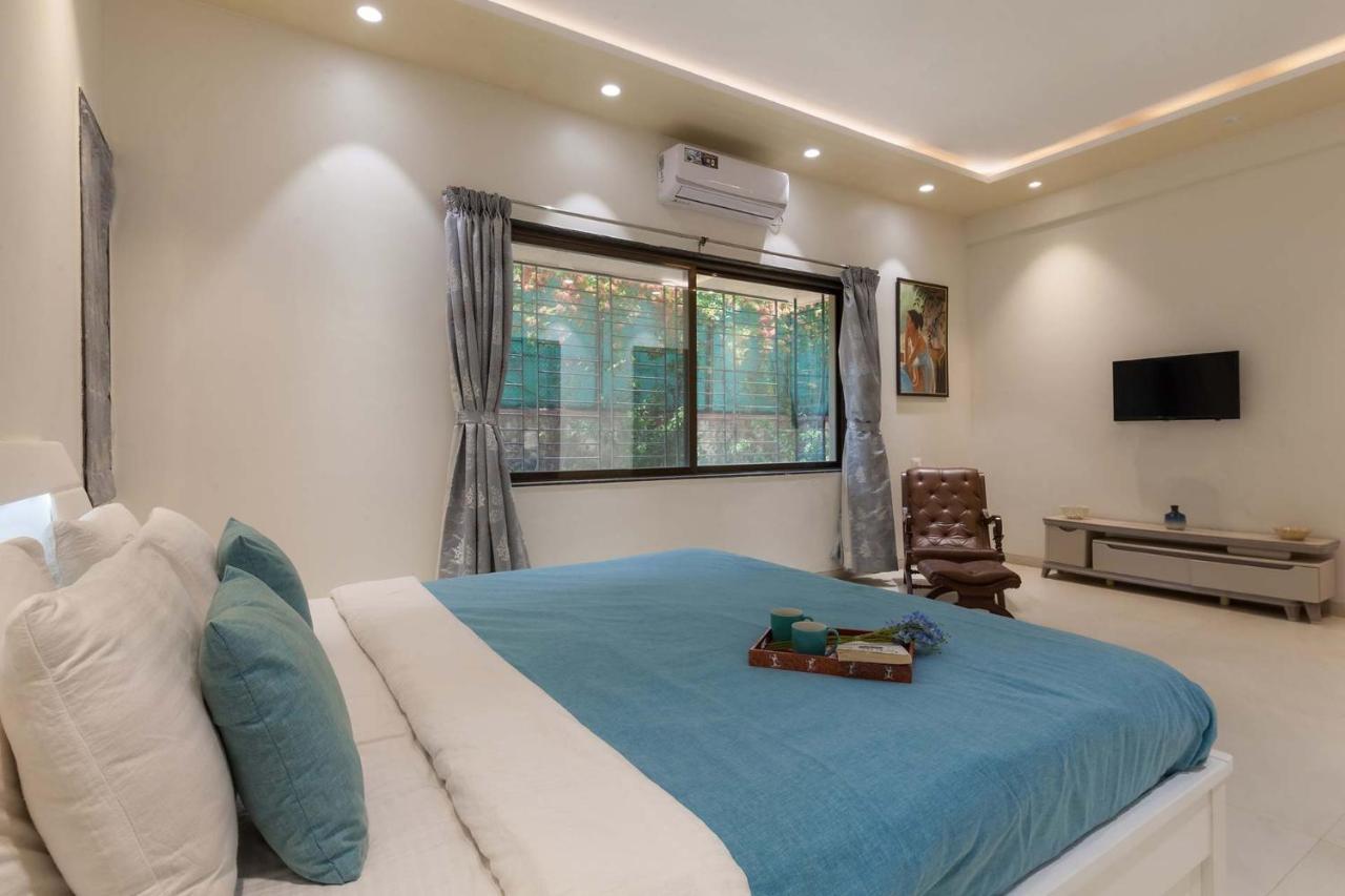 Villa Casa Del By Stayvista - Orchards Oasis With A Pool, Spacious Lawn, Terrace & Indoor Games