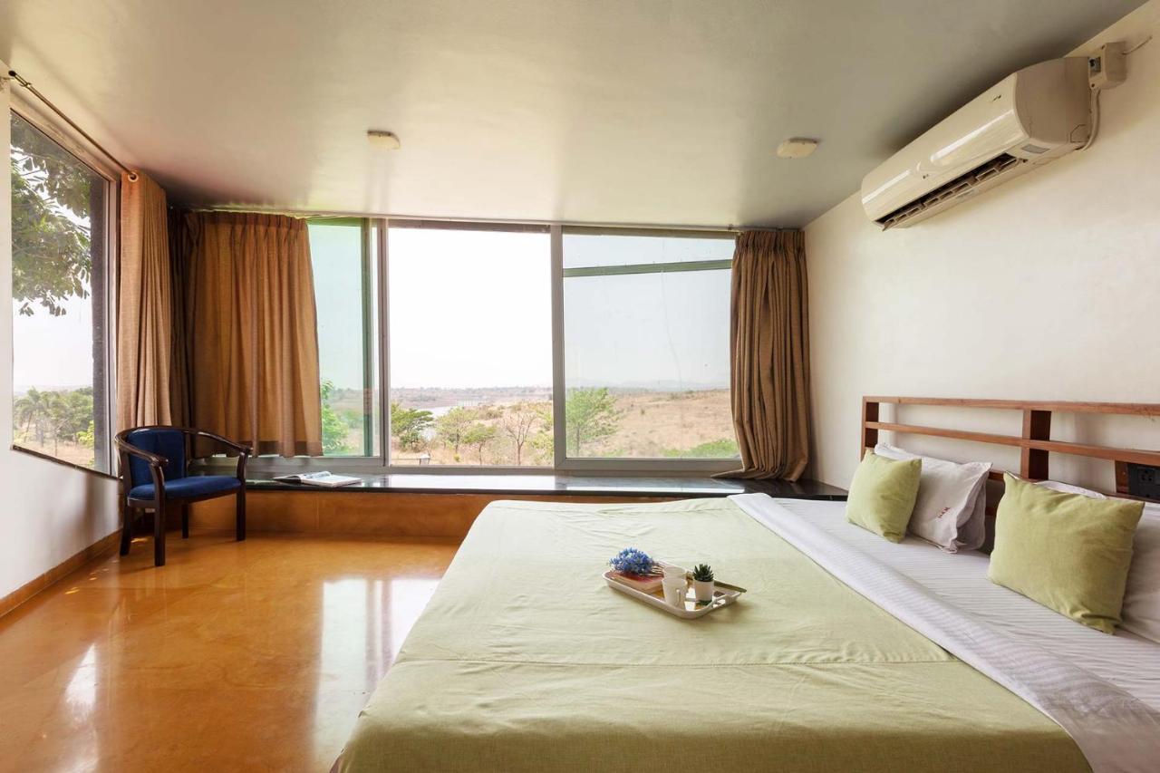 Stone House Bezze By Stayvista With View, Jacuzzi & Lawn - Your Perfect Getaway Nashik