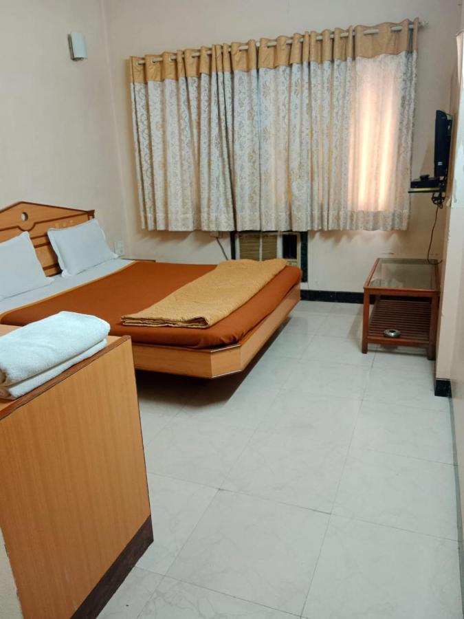 Pooja International Hotel