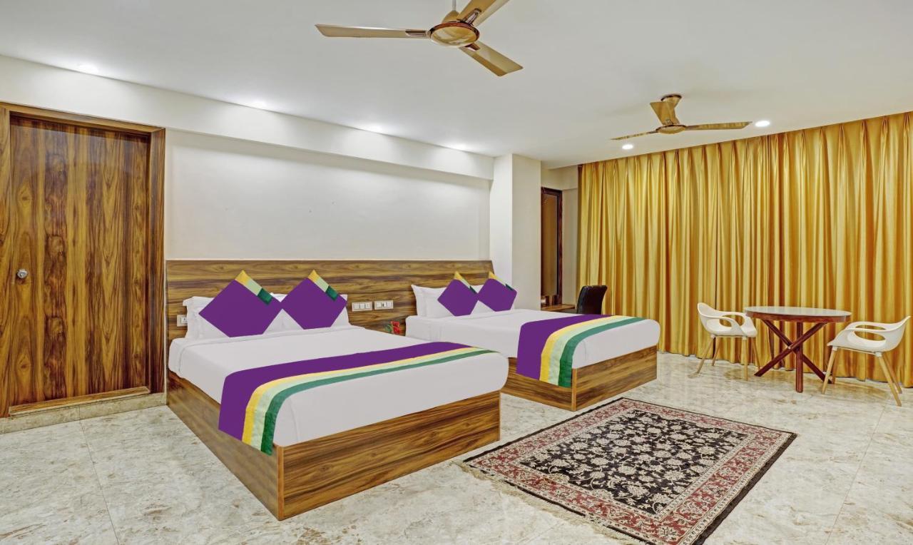 Hotel Treebo Tryst Greenstones Boutique 4*