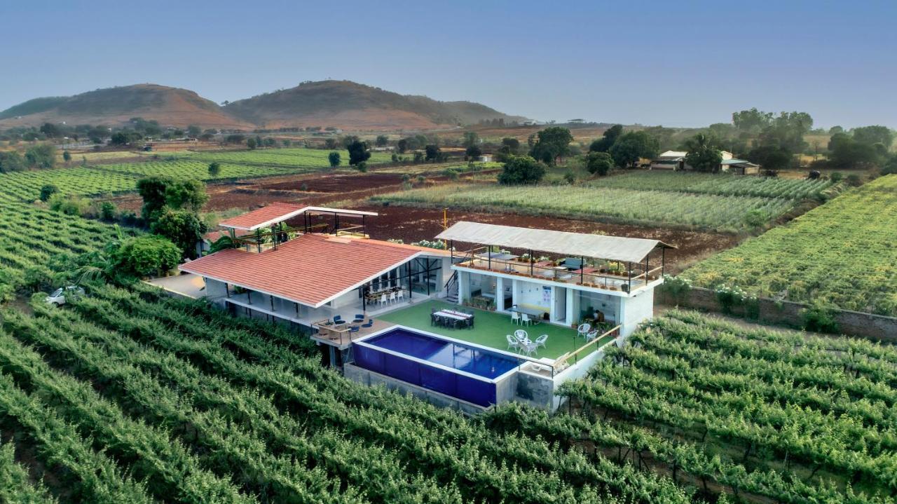 Villa Saffronstays Onellaa, - Infinity Pool Surrounded By A Vineyard Nashik