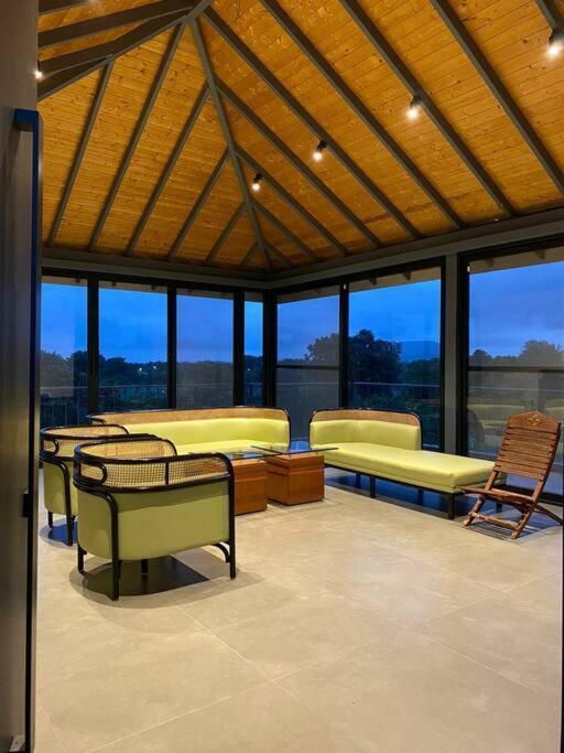 Shakuntala Farms - Rustic Farmstay With Modern Comforts * Nashik