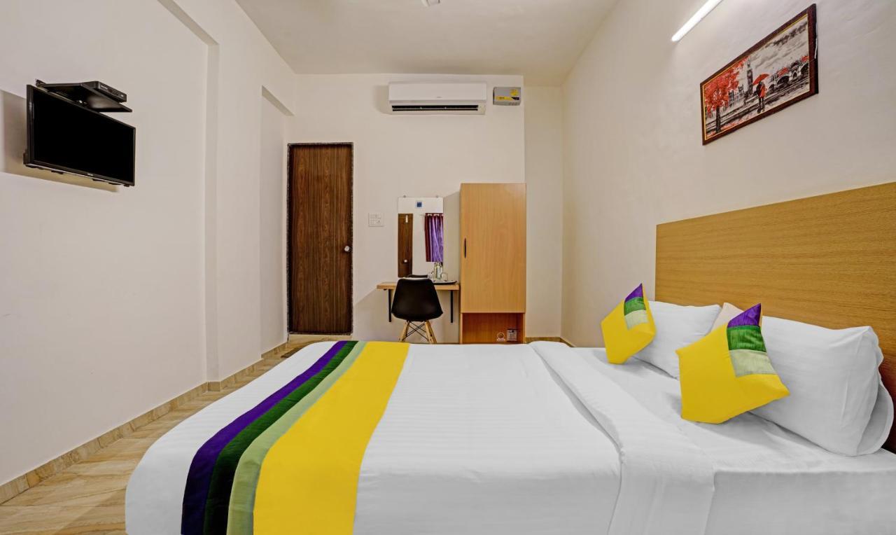 Itsy Flowers Park Hotel