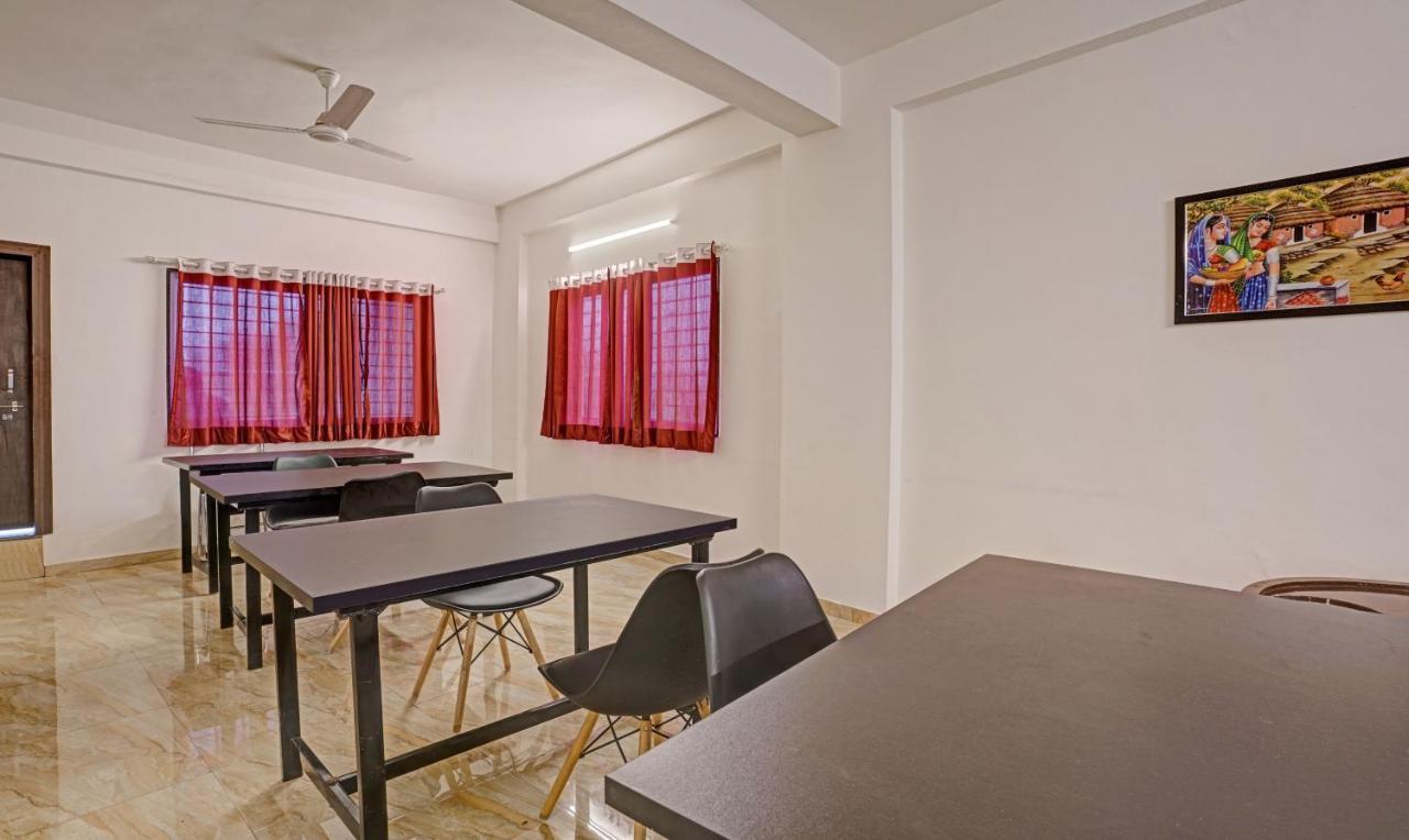 Itsy Flowers Park Hotel 3*