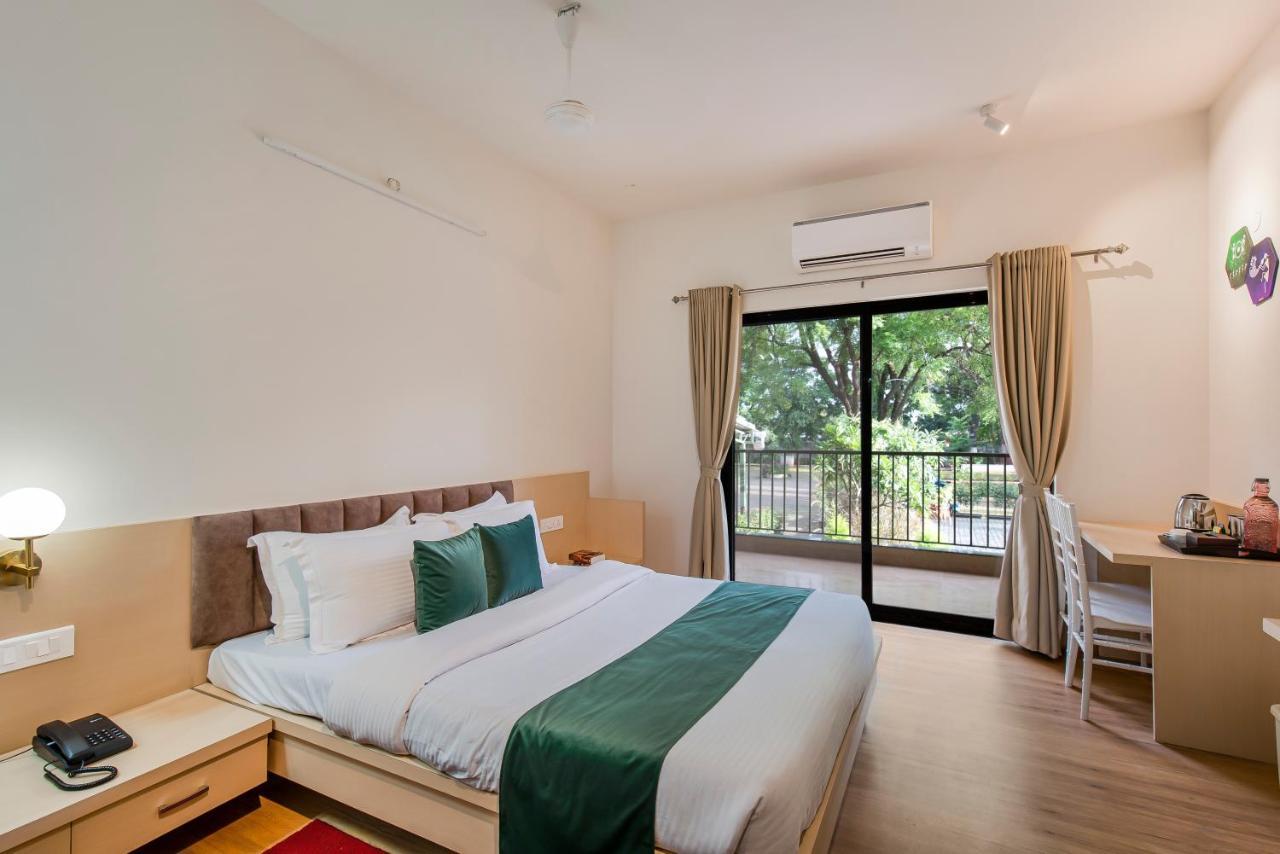 Villa Saffronstays Amaltas: Pool For Large Groups