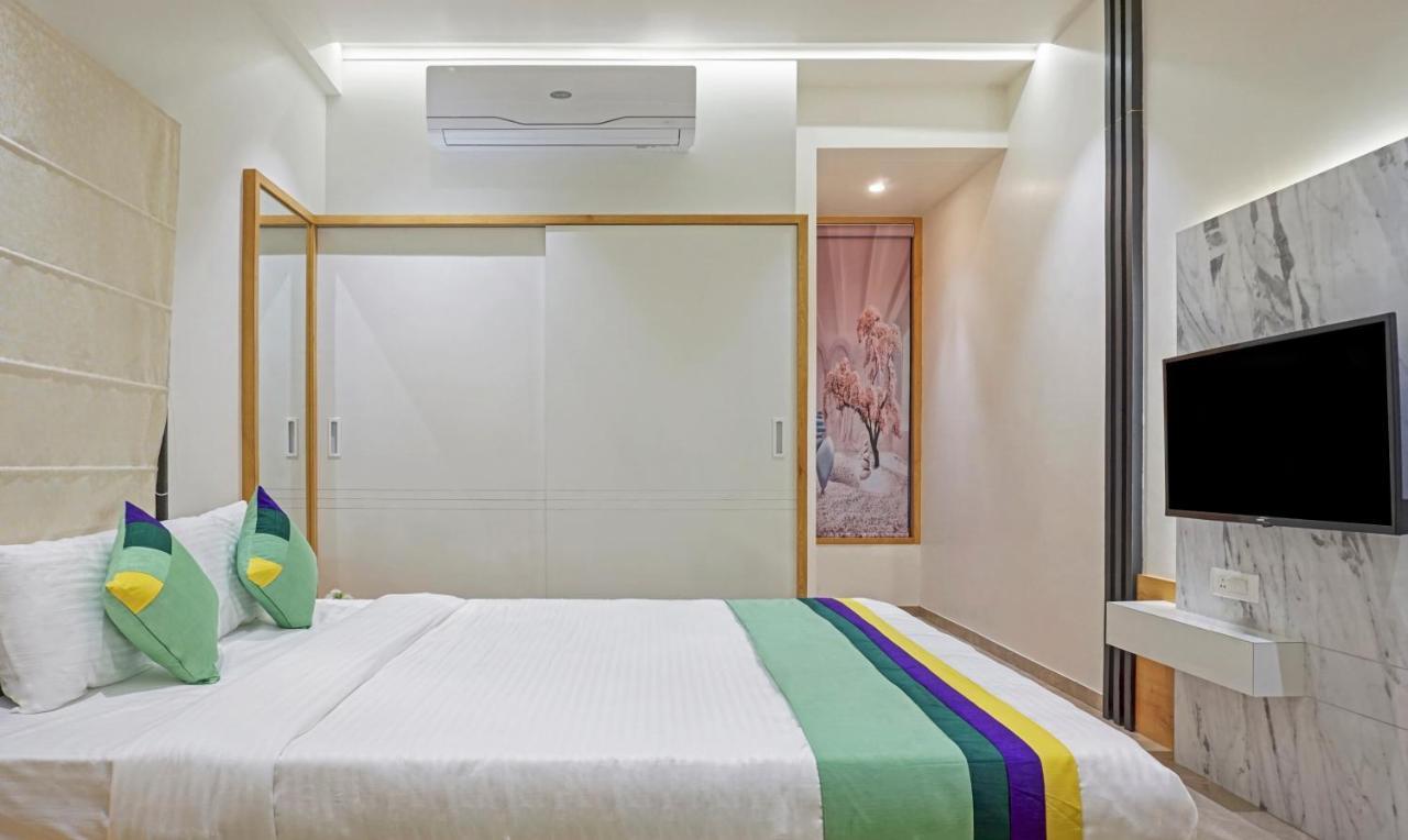 Treebo The Utsav, Hotel 3*
