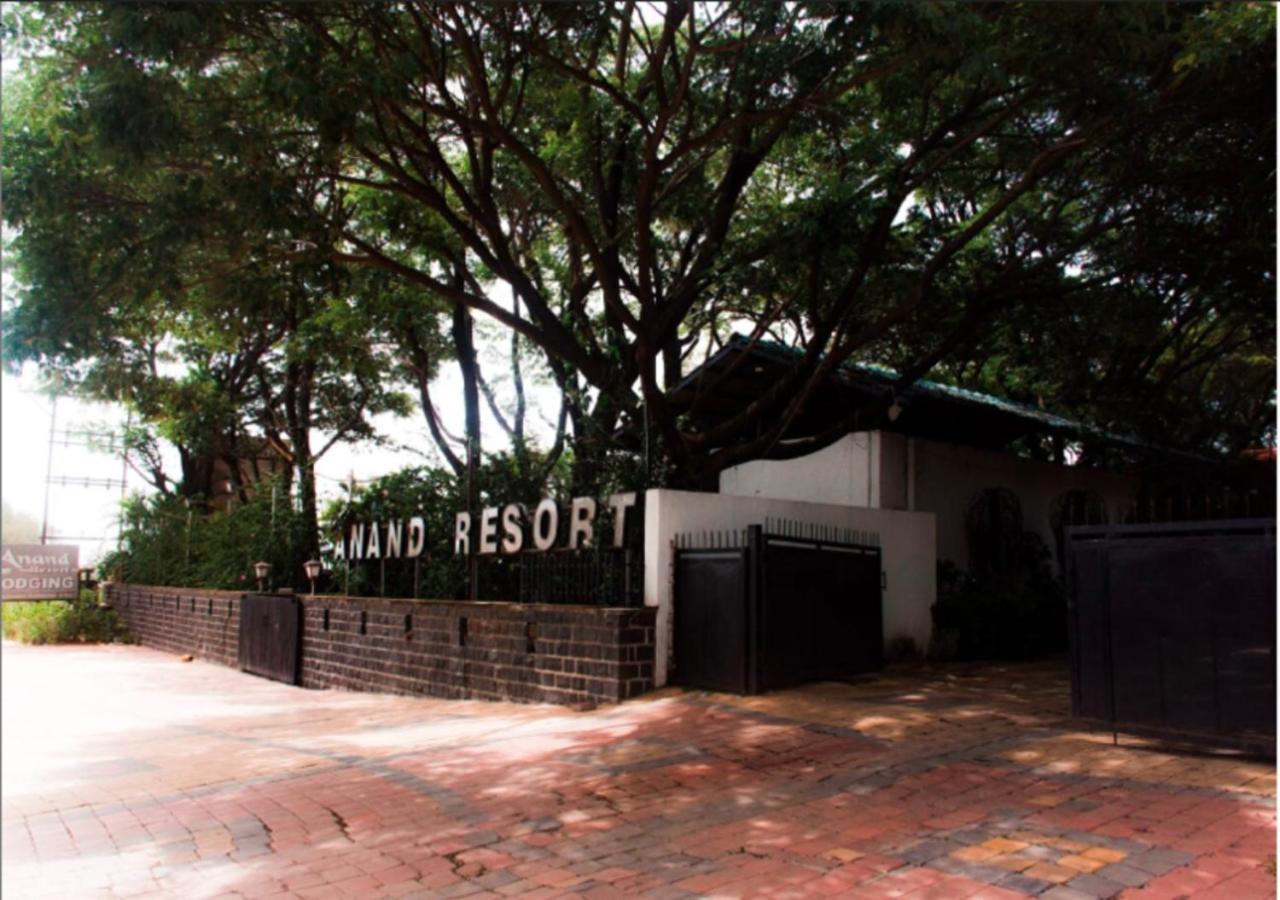 Anand - A Luxury Private Pool In *