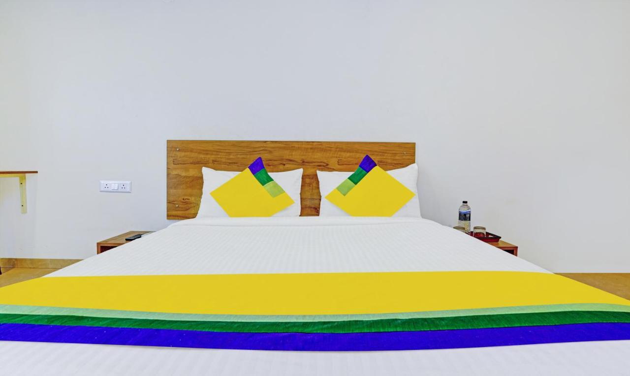Hotel Itsy Oasis Pride 3*