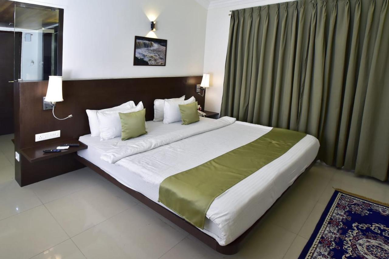 Caves County 3* Nashik