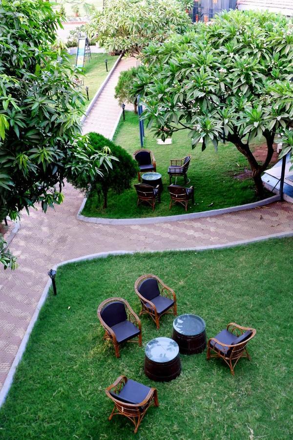 Hotel Caves County Nashik