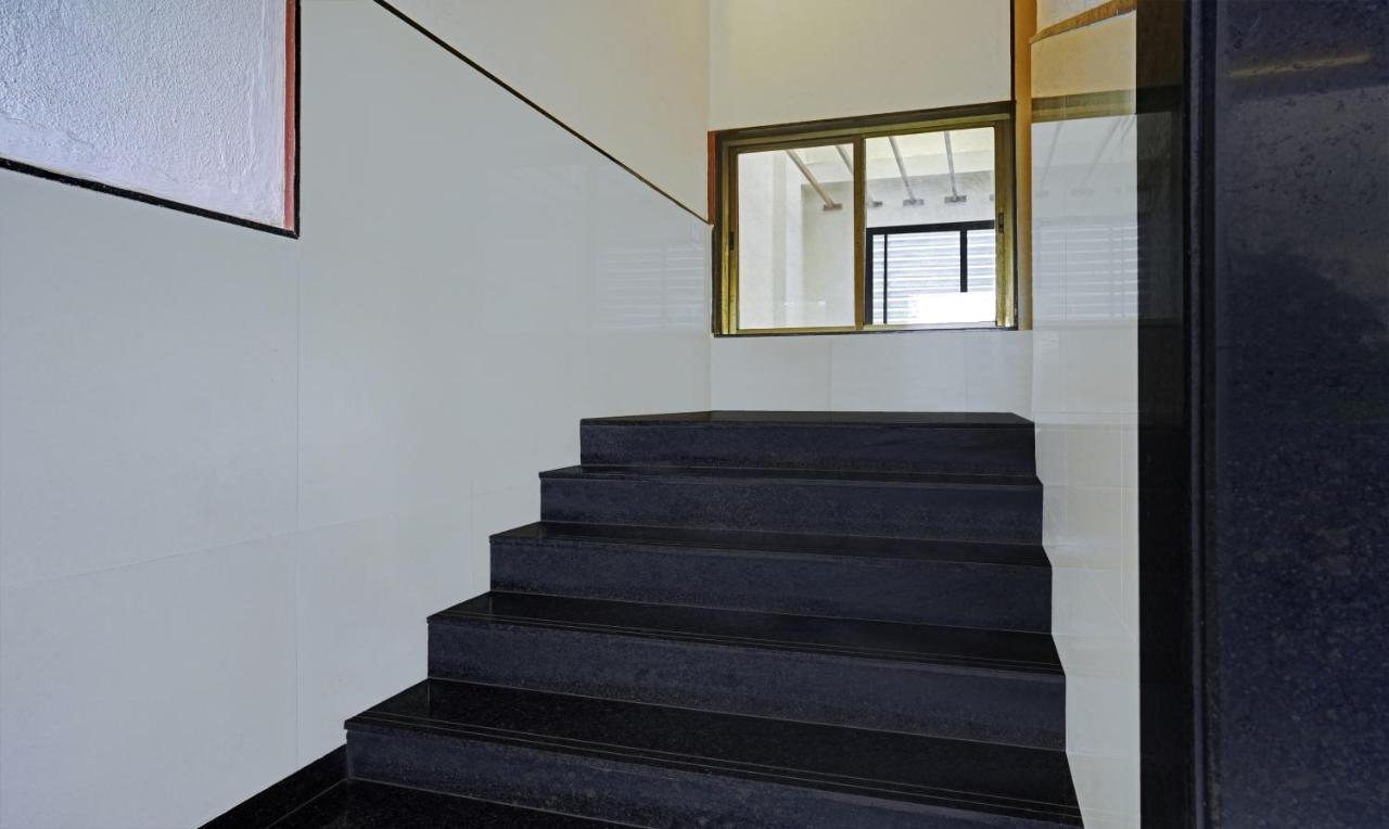 Itsy Oasis Pride Hotel 3*