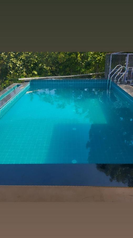Villa Eze Nof - A Hilltop With 360º Water View Nashik