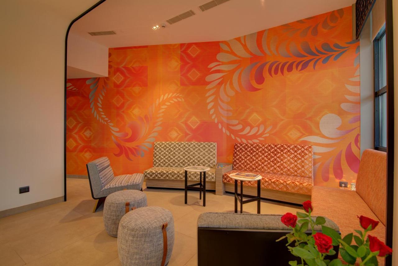 7 Apple Hotel 3*