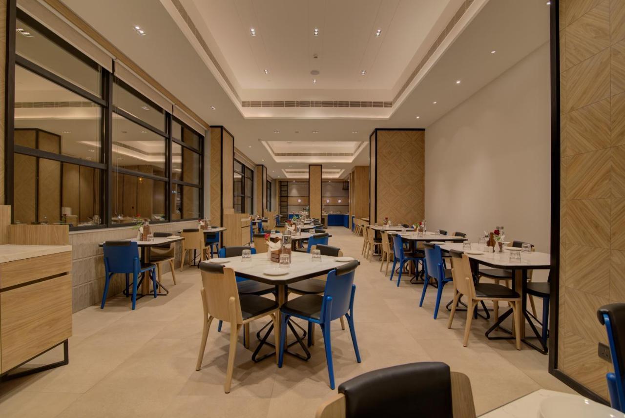 7 Apple Nashik