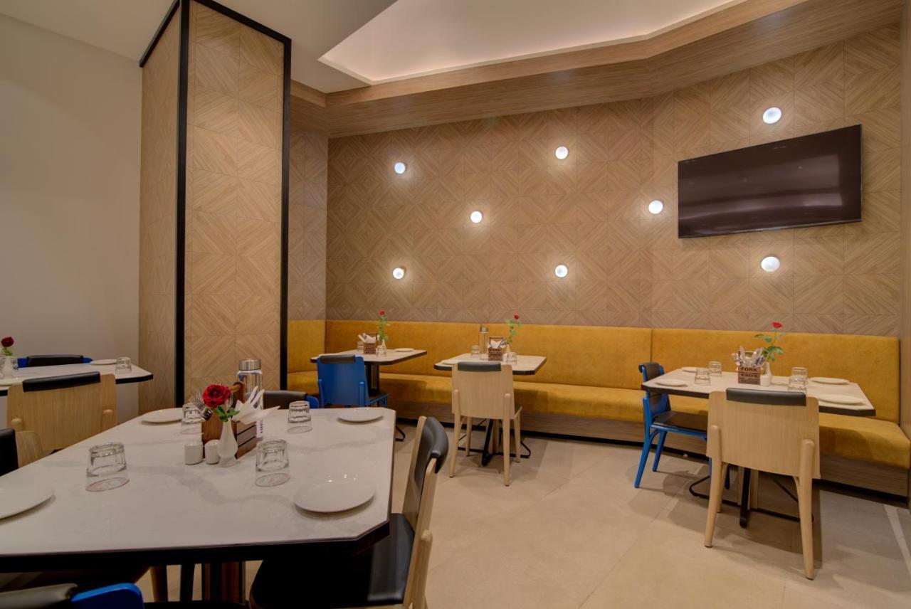 7 Apple Hotel