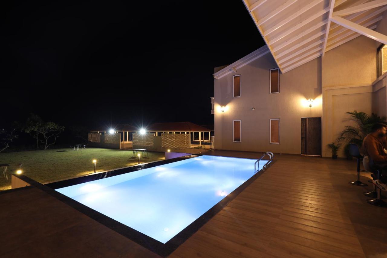 Isola Luxury Farm Nashik