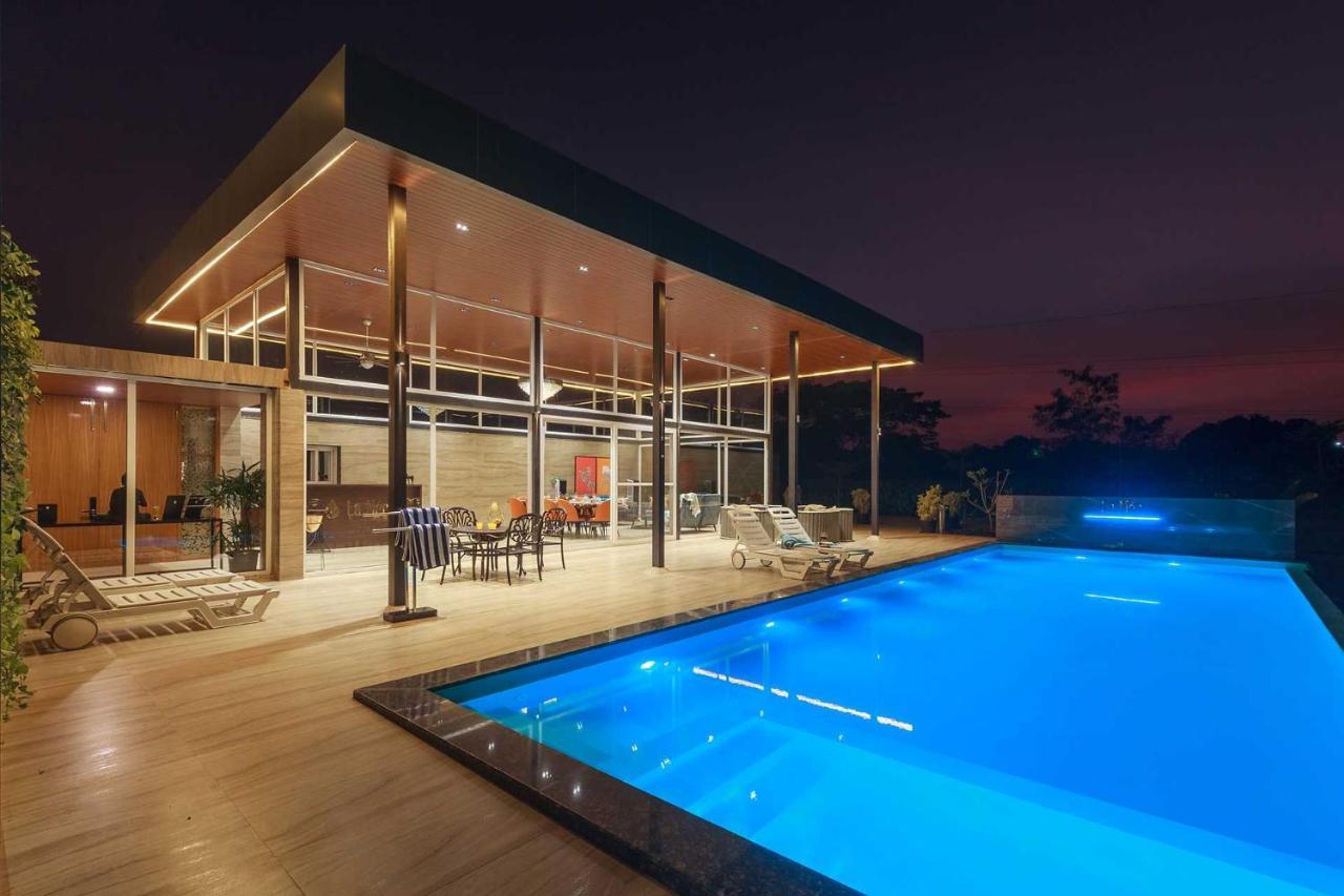 Stayvista At La - Igatpuri Villa