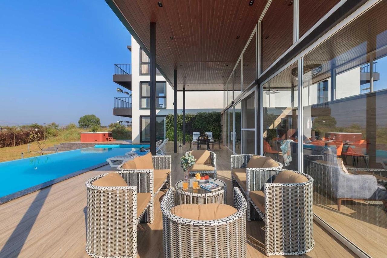 Stayvista At La - Igatpuri Villa