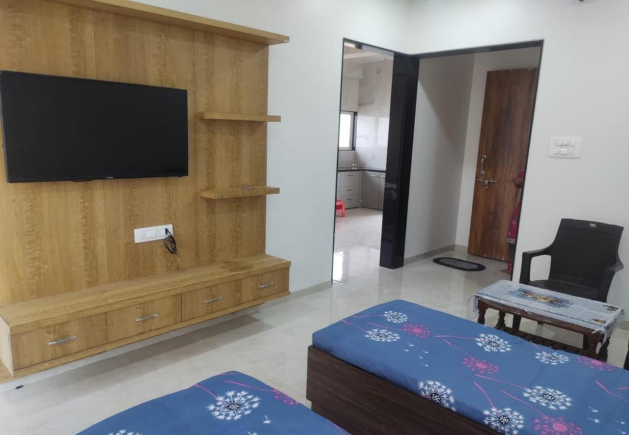 Shiv- Vatsalya Apartment