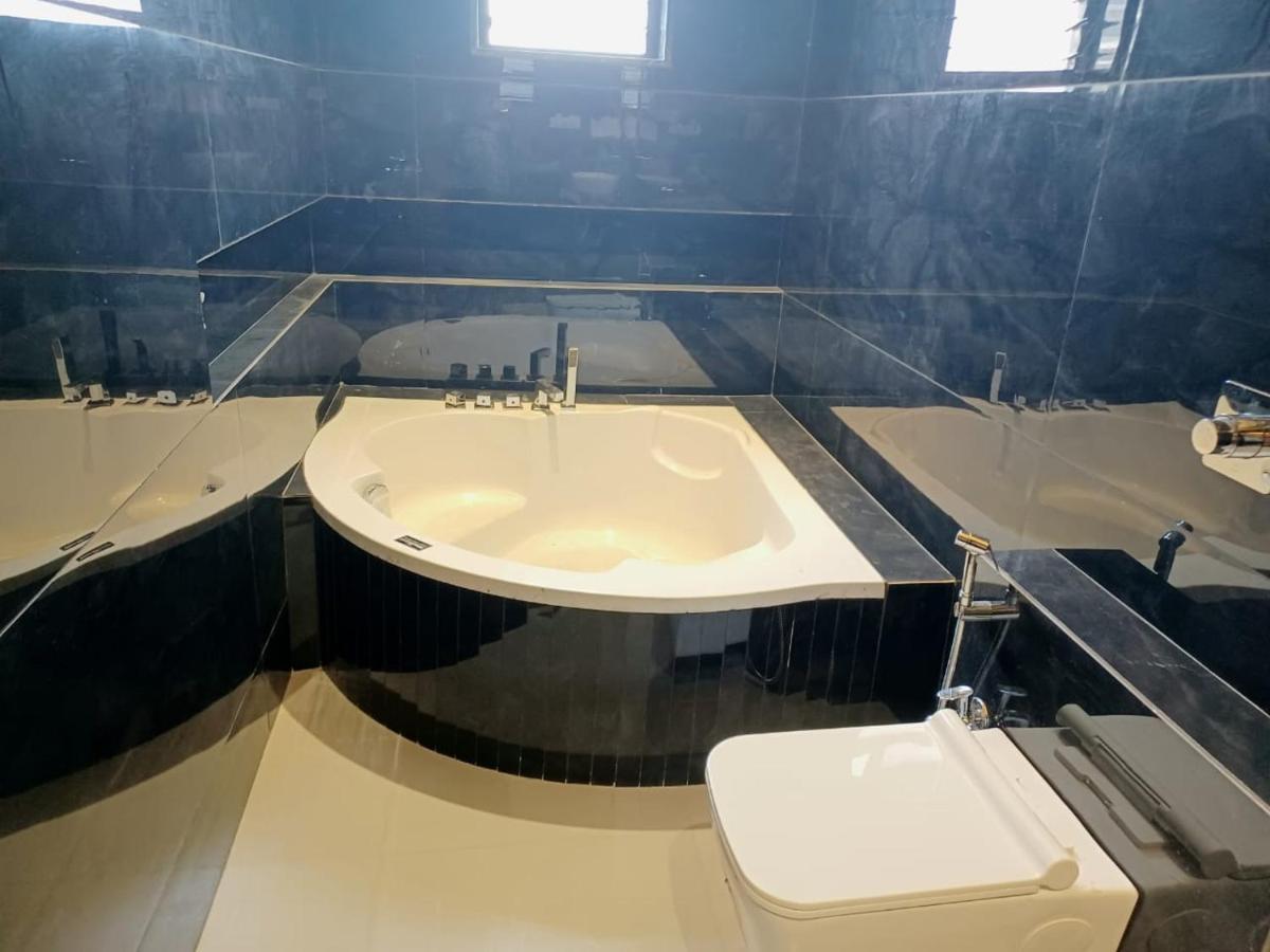 Maharaja Hotel 3*
