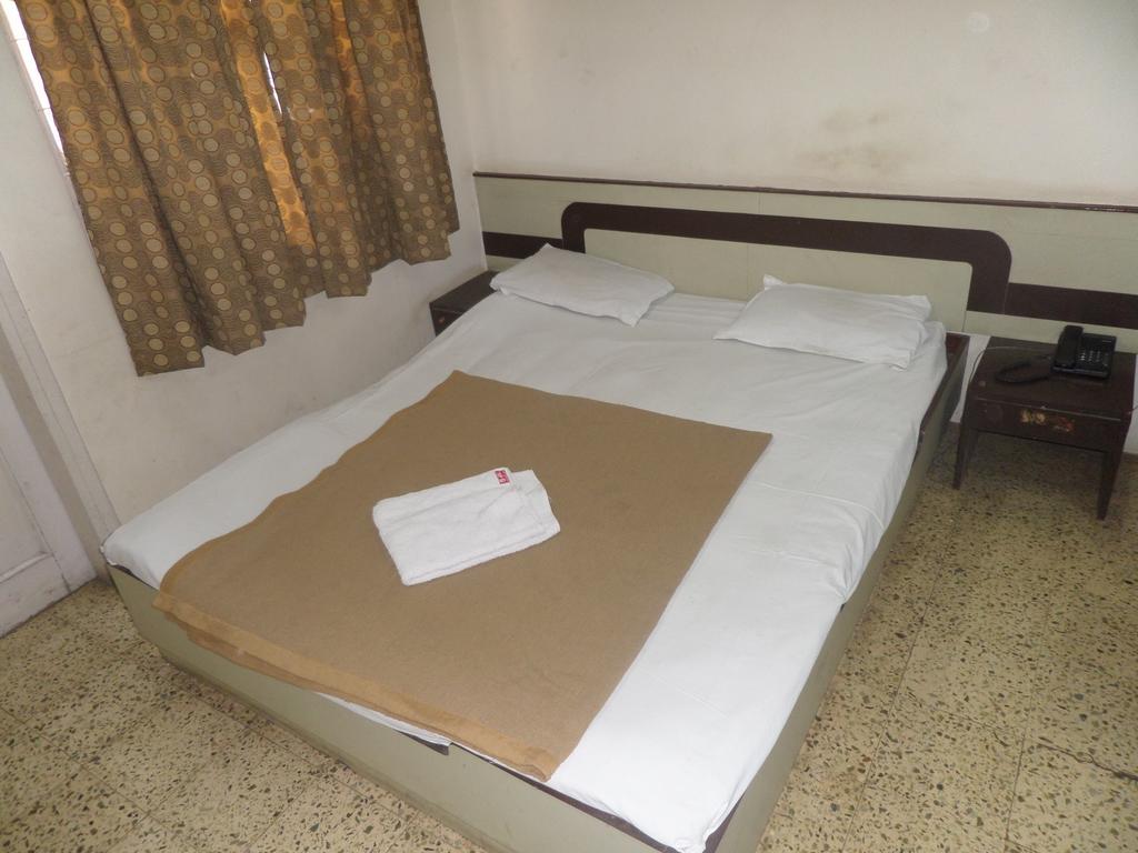 Hotel Shilpa *