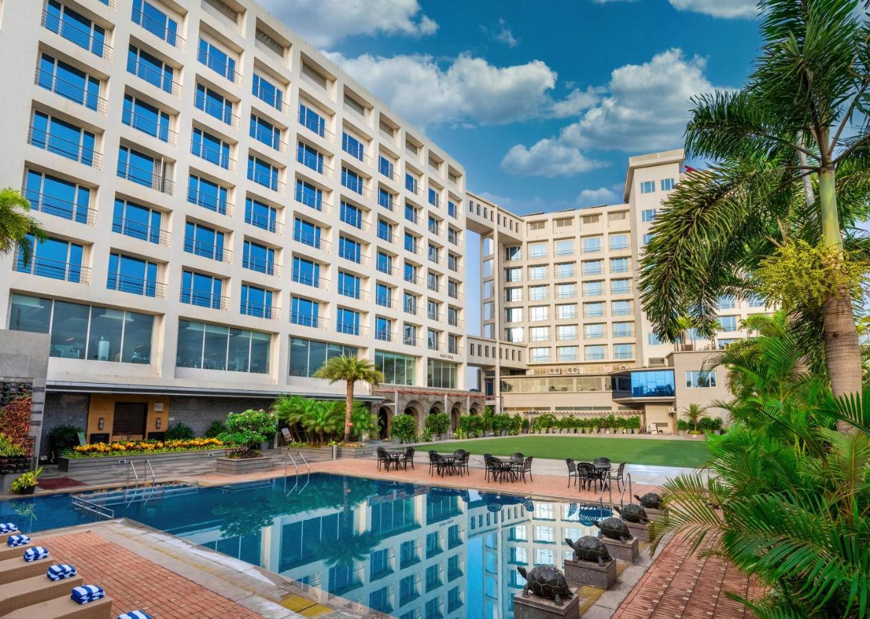 Express The Business Luxury Hotel