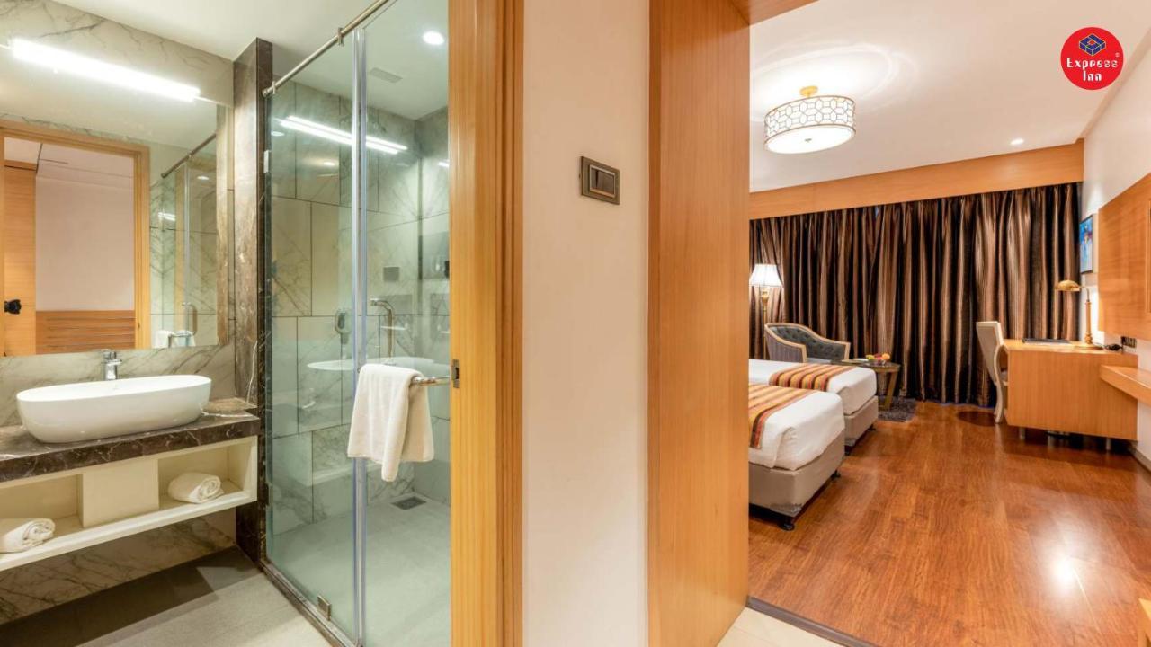 Express The Business Luxury