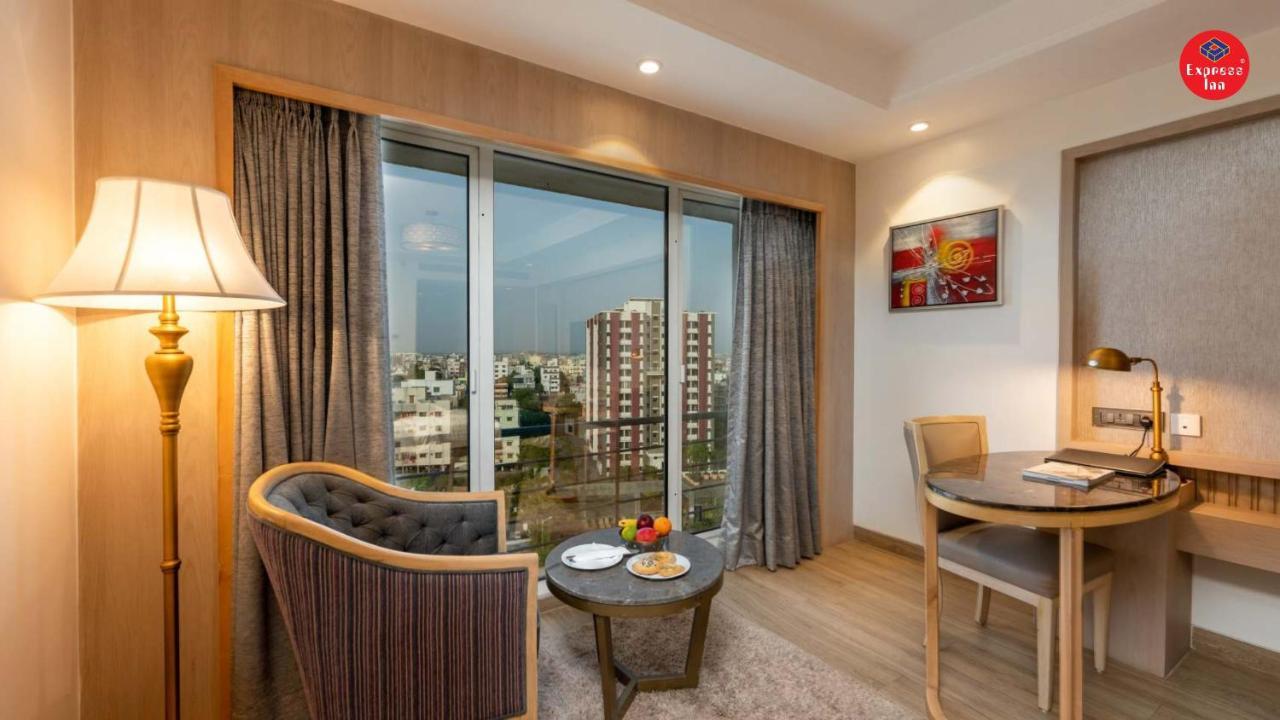 Express The Business Luxury