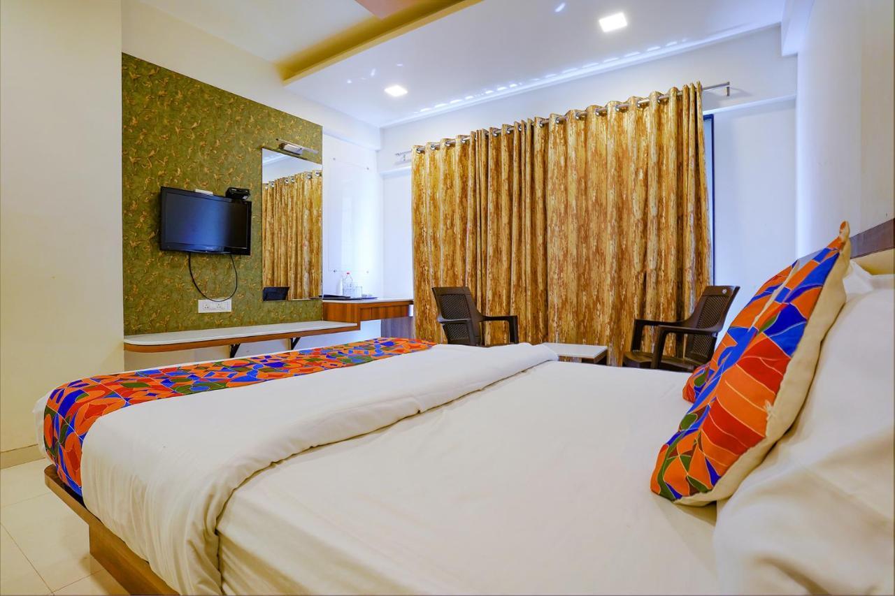 Fabhotel Ramjis Residency Hotel
