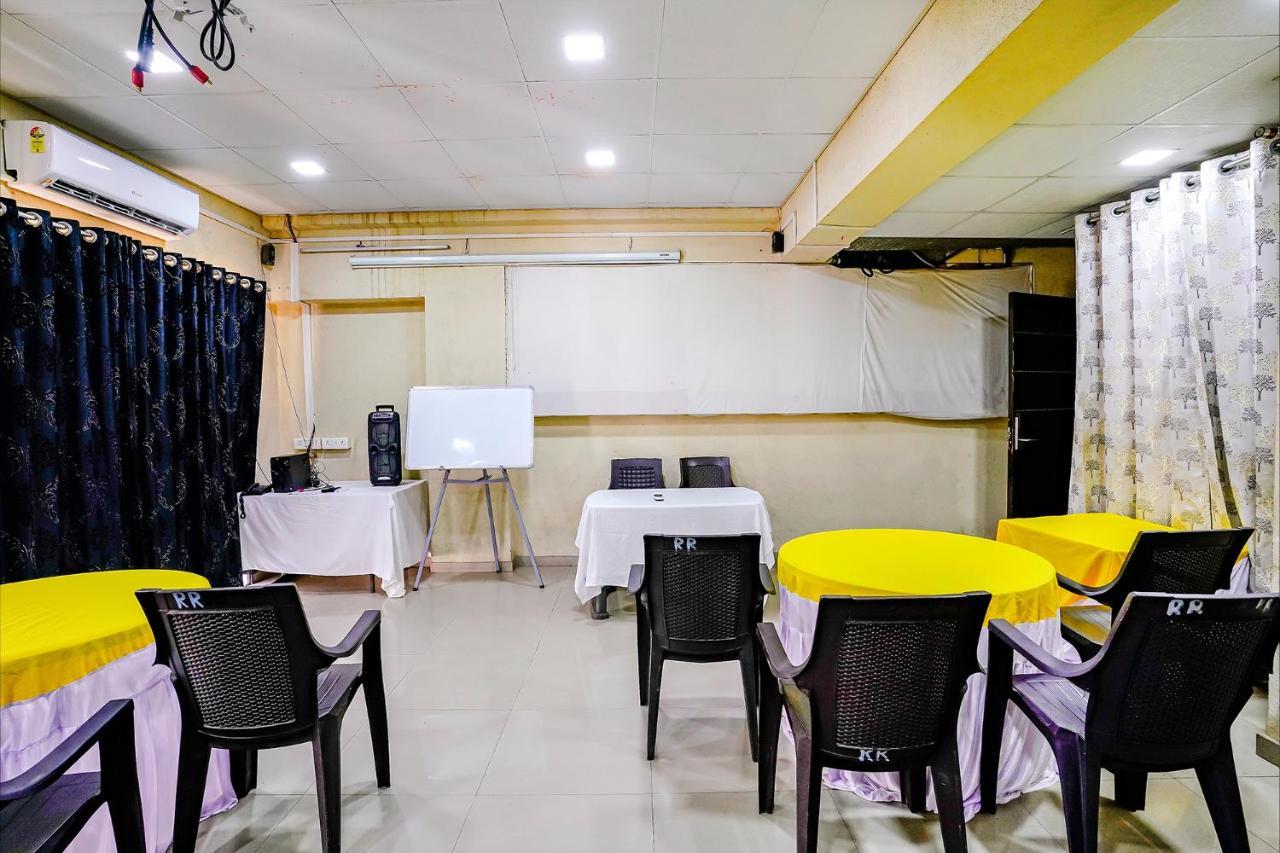 Fabhotel Ramjis Residency Nashik