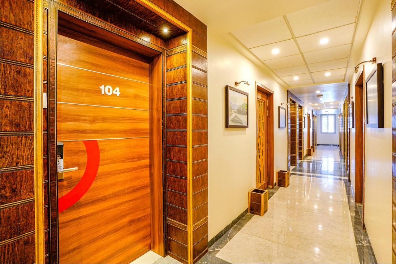 Hotel Fabhotel Ramjis Residency Nashik