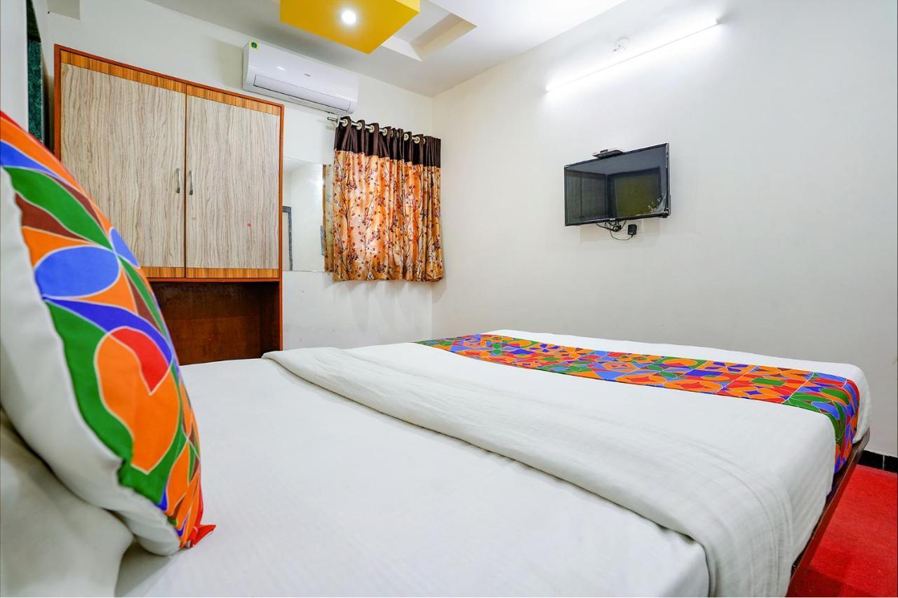 Fabexpress Sai Chatra Hotel 3*